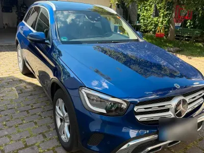 Gebraucht Mercedes GLC220 194 PS (142 kW) 2020 Blau SUV