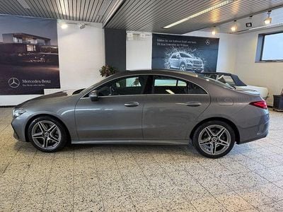 Grau Gebraucht 2024 Mercedes CLA220 AMG line Limousine | 37.895 € (Guter Preis)