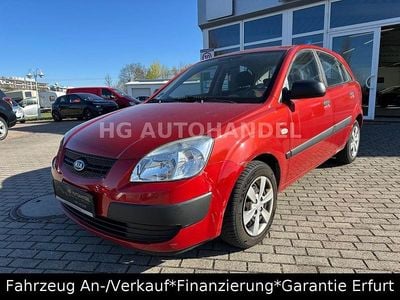 Gebraucht Kia Rio 97 PS (71 kW) 2009 Rot Limousine