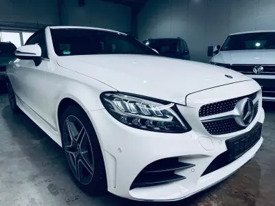 Gebraucht Mercedes C200 AMG line 160 PS (117 kW) 2019 Weiß Cabrio