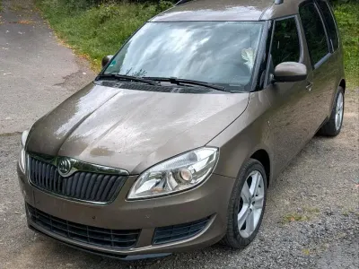 Gebraucht Skoda Roomster 90 PS (66 kW) 2013 Braun Van / Kleinbus