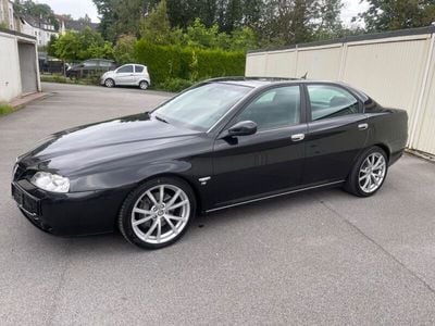 Alfa Romeo 166