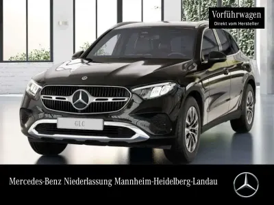 Gebraucht Mercedes GLC200 163 PS (119 kW) 2026 Schwarz SUV