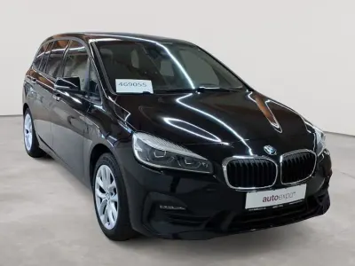 Gebraucht BMW 220 Gran Tourer Advantage 178 PS (130 kW) 2022 Schwarz uni Van / Kleinbus