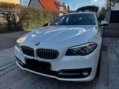 Gebraucht BMW 520 Sport Line 190 PS (139 kW) 2016 Weiß Kombi