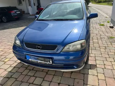 Gebraucht Opel Astra 103 PS (75 kW) 2003 Blau Limousine
