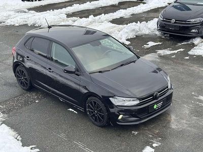 Deep black perleffekt Gebraucht 2018 VW Polo Comfortline Kleinwagen | 9.900 € (Etwas zu teuer)