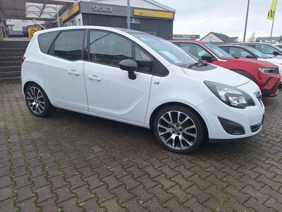 Gebraucht Opel Meriva Color Edition 120 PS (88 kW) 2013 Weiß (casablancaweiß) Van / Kleinbus