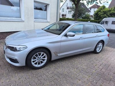 Silber Gebraucht 2019 BMW 520 Kombi | 16.900 € (Guter Preis)