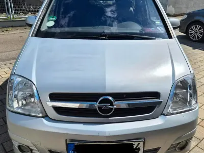 Gebraucht Opel Meriva 101 PS (74 kW) 2005 Silber Van / Kleinbus