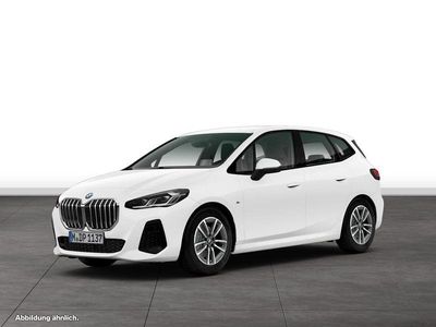 Alpinweiss Gebraucht 2024 BMW 218 Active Tourer Luxury Line Van / Kleinbus | 37.704 € (Etwas zu teuer)