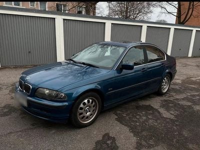 Gebraucht BMW 320 M Sport 170 PS (125 kW) 2001 Blau Kombi