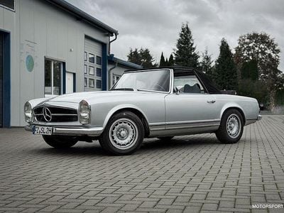 Używany Mercedes W113 1968 Srebrny Kabriolet