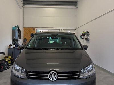 Gebraucht VW Sharan Sound 184 PS (135 kW) 2017 Grau Van / Kleinbus