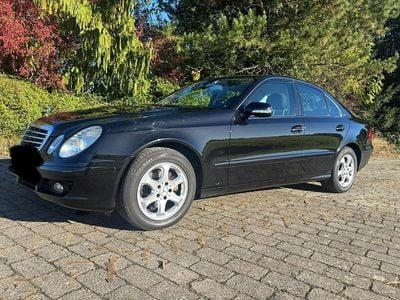 Mercedes E280