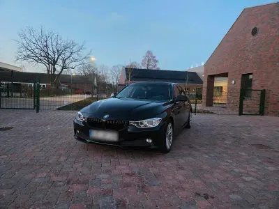Gebraucht BMW 320 163 PS (119 kW) 2014 Schwarz Limousine