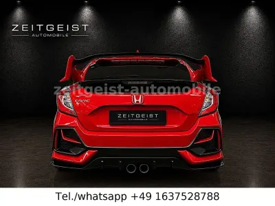 Gebraucht Honda Civic Sport Plus 182 PS (133 kW) 2020 Rally red Limousine