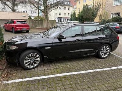 Gebraucht BMW 525 218 PS (160 kW) 2015 Schwarz Kombi