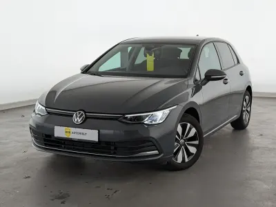 Gebraucht VW Golf VIII Move 131 PS (96 kW) 2023 Delfingrau metallic Limousine