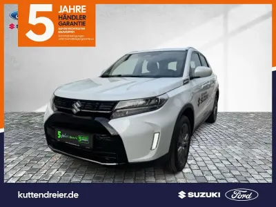 Neu Suzuki Vitara Comfort+ 116 PS (85 kW) 2025 Cool white pearl metallic SUV