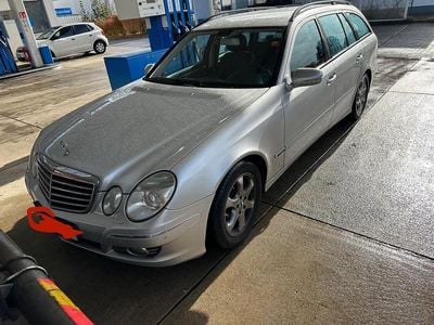 Mercedes E220