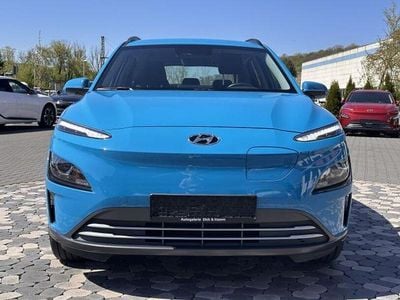 Second-hand Hyundai Kona 100 kW (136 CP) 2023 Albastru SUV