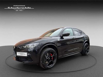 Neu Alfa Romeo Stelvio Quadrifoglio 519 PS (381 kW) 2026 Nero vulcano metallic SUV