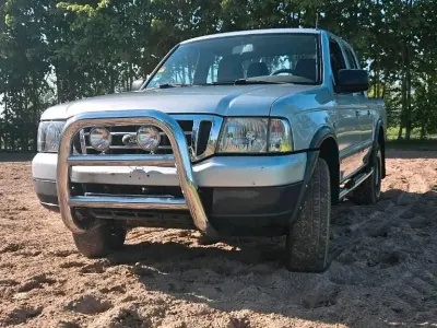 Gebraucht Ford Ranger 115 PS (84 kW) 2006 Silber Pickup