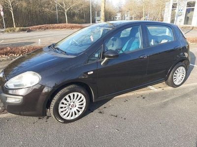 Gebraucht Fiat Punto Evo Easy 69 PS (50 kW) 2012 Schwarz Kleinwagen