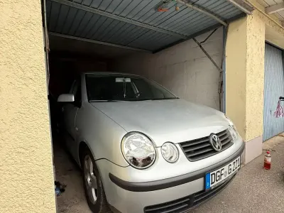 Gebraucht VW Polo 54 PS (39 kW) 2003 Silber Limousine