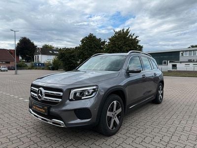 Mercedes GLB220