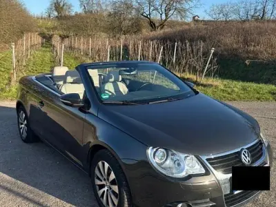 Usata VW Eos 160 CV (117 kW) 2009 Grigio Cabrio