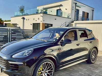 Usata Porsche Cayenne 262 CV (192 kW) 2015 Nero SUV