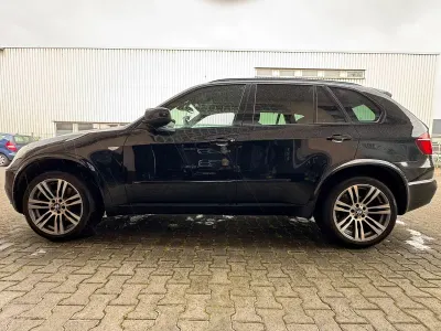 Gebraucht BMW X5 Sport Line 309 PS (227 kW) 2011 Schwarz SUV