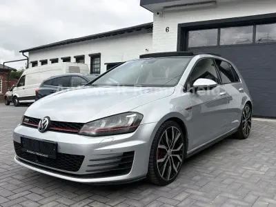 Gebraucht VW Golf VII GTI 220 PS (161 kW) 2016 Silber Limousine