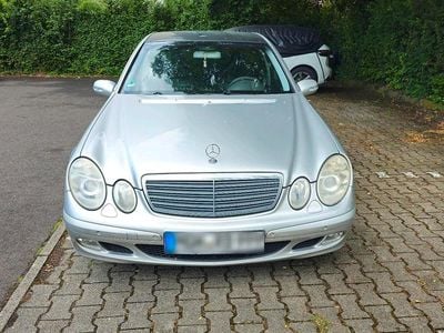 Gebraucht Mercedes E220 150 PS (110 kW) 2002 Limousine