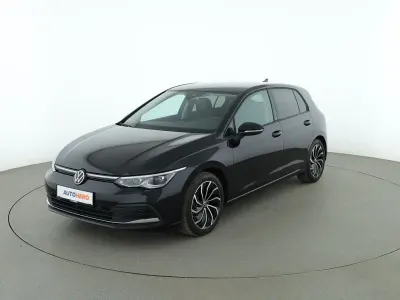 Gebraucht VW Golf VIII Active 2022 Schwarz Limousine