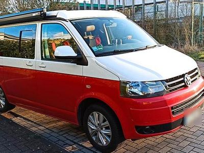 Gebraucht VW Transporter 140 PS (102 kW) 2016 Rot Van