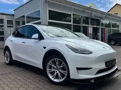 Gebraucht Tesla Model Y RWD 250 kW (340 PS) 2023 Weiß SUV