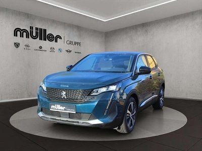 Używany Peugeot 3008 Allure 131 KM (96 kW) 2023 Niebieski SUV