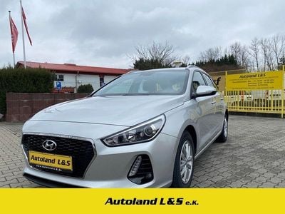 Second-hand Hyundai i30 Style 120 CP (88 kW) 2018 Argintiu Break