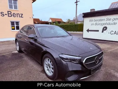 Gebraucht Mercedes E220 Advanced Plus 197 PS (144 kW) 2025 Graphitgraumet. Limousine