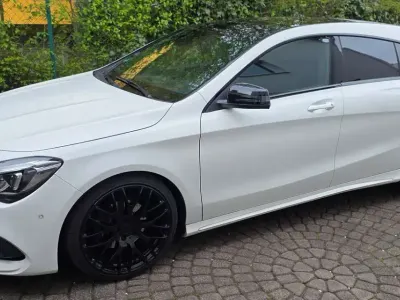 Gebraucht Mercedes CLA200 Shooting Brake AMG line 156 PS (114 kW) 2018 Weiß Kombi
