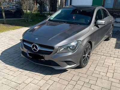 Gebraucht Mercedes CLA200 136 PS (100 kW) 2014 Grau Limousine