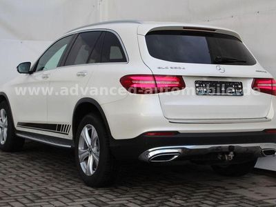 Weiß Gebraucht 2018 Mercedes GLC350 AMG SUV | 34.950 € (Teuer)