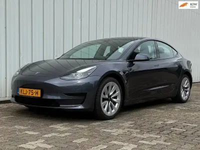 Gebraucht Tesla Model 3 RWD 208 kW (283 PS) 2023 Grau Limousine