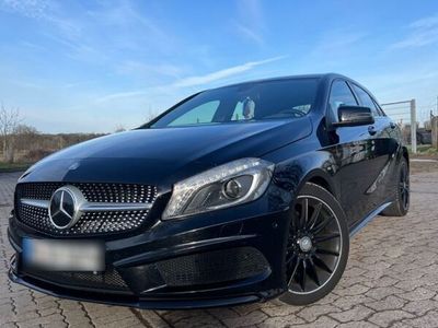 gebraucht Mercedes A180 AMG Line AMG Line