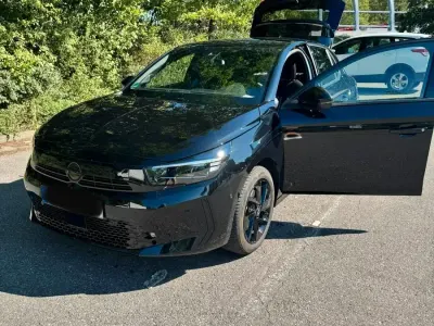 Gebraucht Opel Corsa 110 PS (80 kW) 2024 Schwarz Kleinwagen
