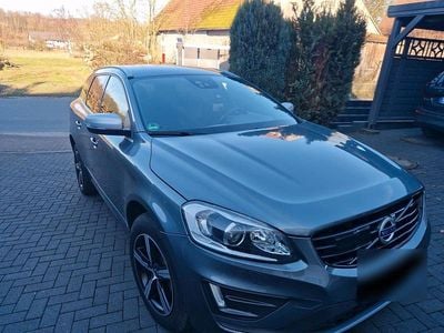 Gebraucht Volvo XC60 R-Design 220 PS (161 kW) 2017 Grau SUV