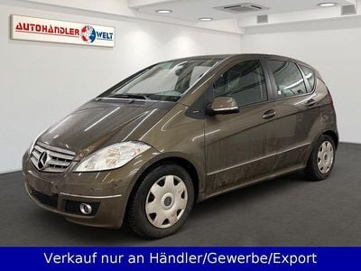 Gebraucht Mercedes A180 109 PS (80 kW) 2011 Braun Limousine